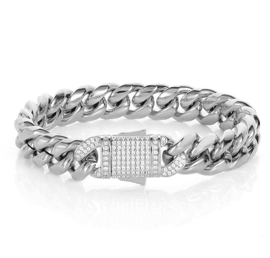 ca9e143c-6c30-457d-9ef2-2d8b1755ed34